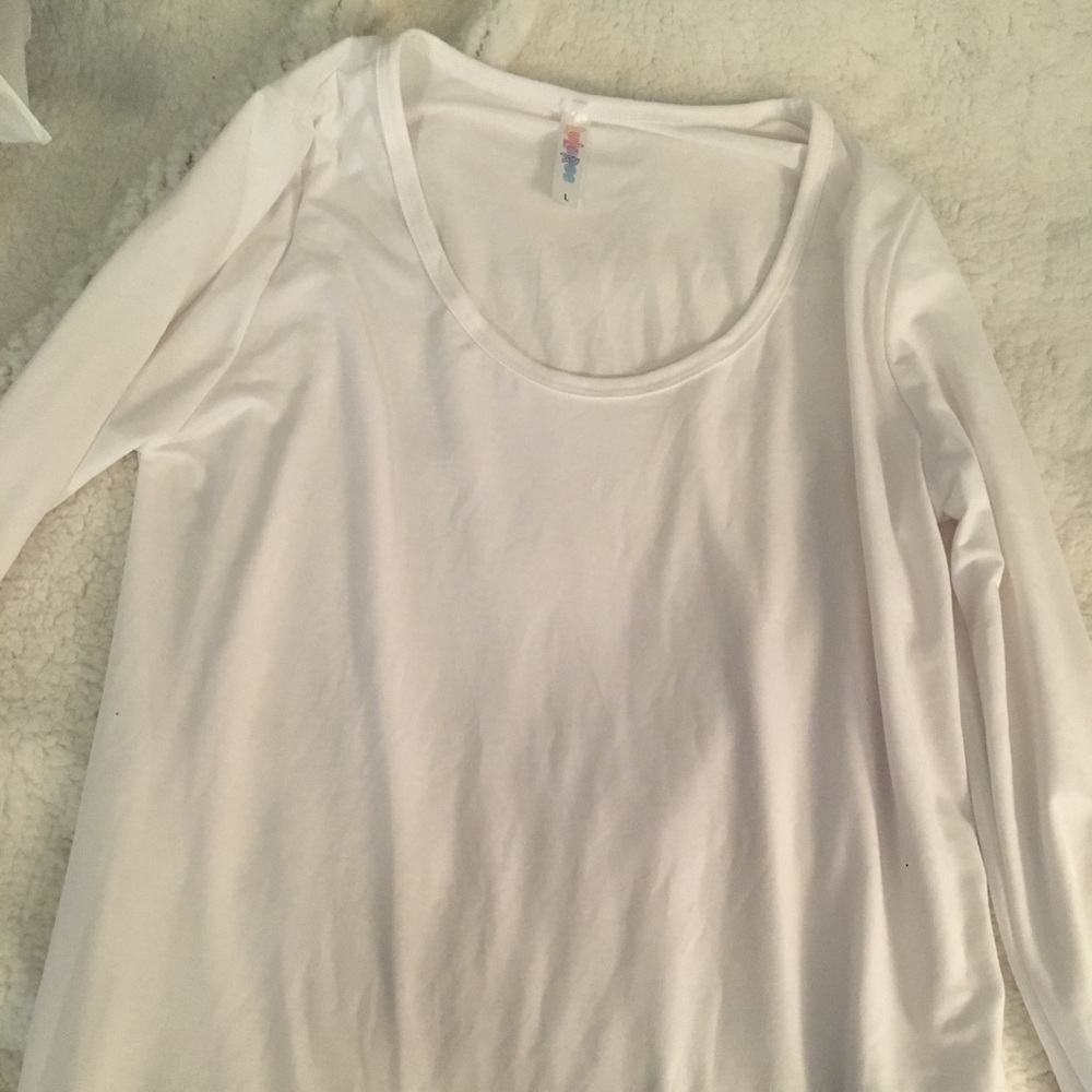 Lularoe Lynnae white long sleeve t-shirt